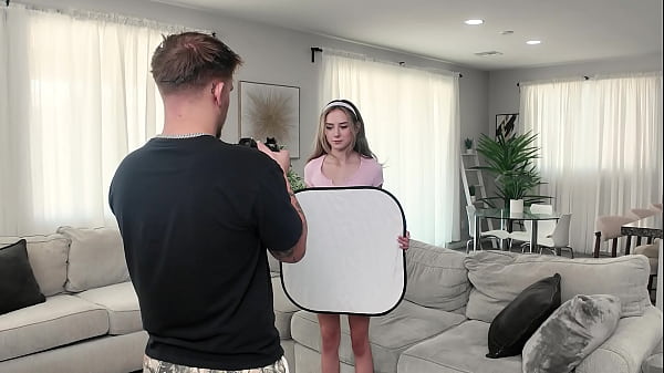 18 Year Old Really Loves to Have Sex Bts – Daisy Fox