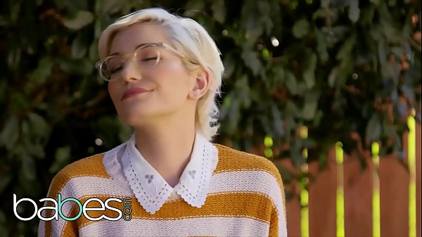 BABES – Xander Corvus, Skye Blue – When Nerds