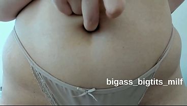 Spİt on Belly Button- Fİngerİng Belly Button- Belly Button Fetish
