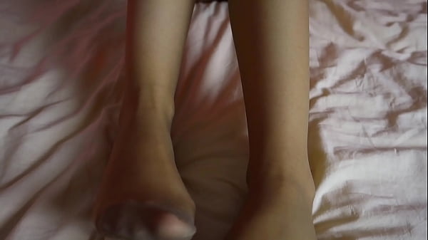 Resident Evil babe in stockings gets fucked hard